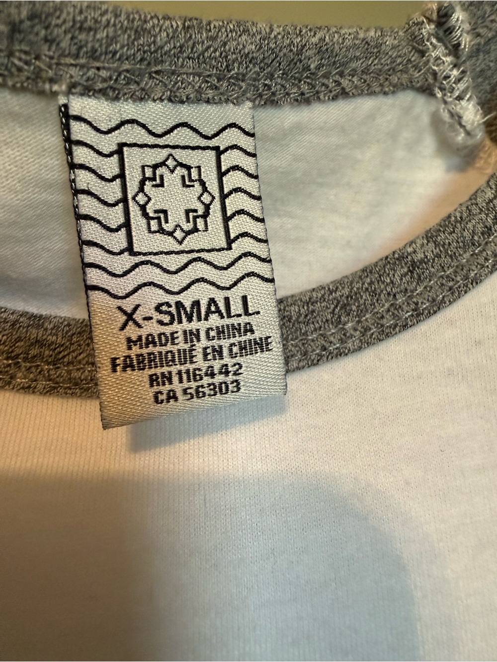 Grey & White Raglan Tee with Colorful Elephant Graphic - Picture 3 of 6